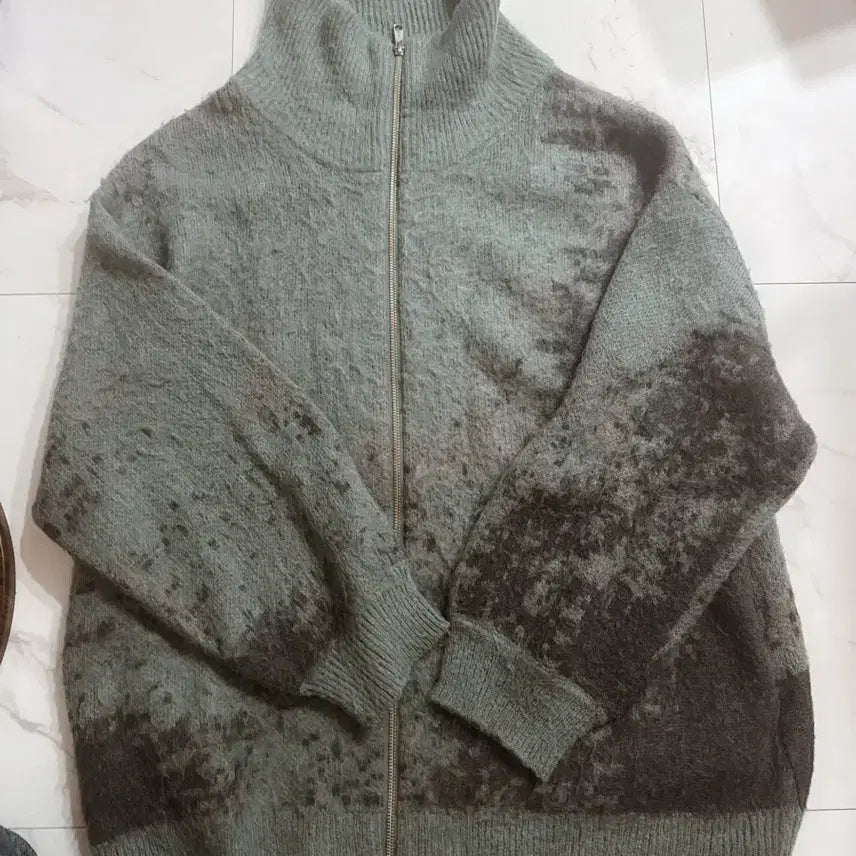 [BUNJANG] Hare Abstract Mohair Cardigan / Hare 앱스트렉트 모헤어 가디건