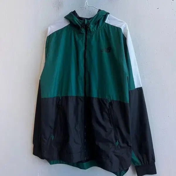 [BUNJANG] New Balance Windbreaker Jacket 95 / 뉴발란스 바람막이 자켓 95