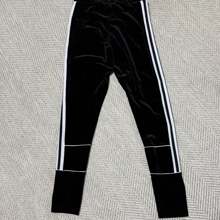 [BUNJANG] Adidas Velvet Three-Stripe Leggings Black / 아디다스 벨벳 삼선 레깅스 블랙