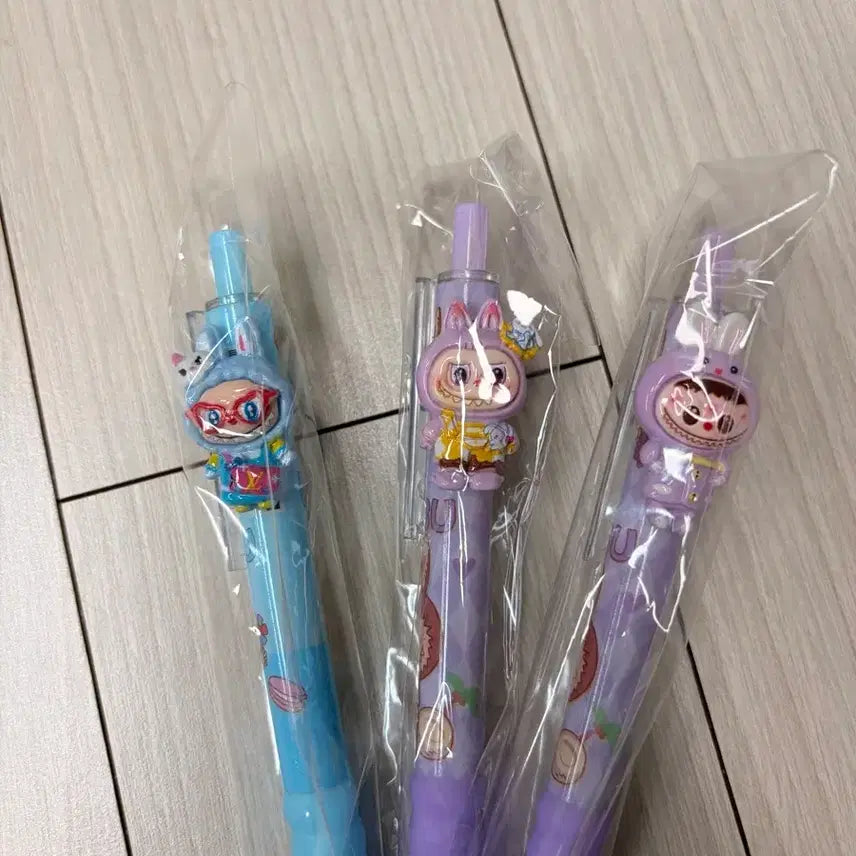 [BUNJANG] Labubu Keychain &amp; Ballpoint Pen / 라부부 키링 볼펜 판매