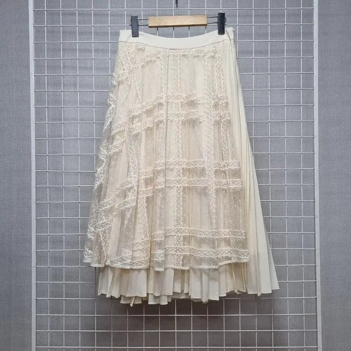 [SOLD OUT] 잇미샤 레이스 스커트 (봄)