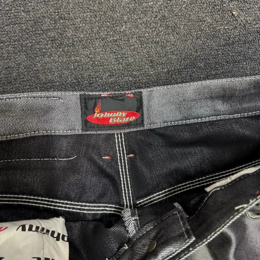 [BUNJANG] 00s Johnny Blaze Silver Wide Hip-Hop Pants / 00s 조니 블레이즈 유광 실버 힙합 와이드 팬츠 34