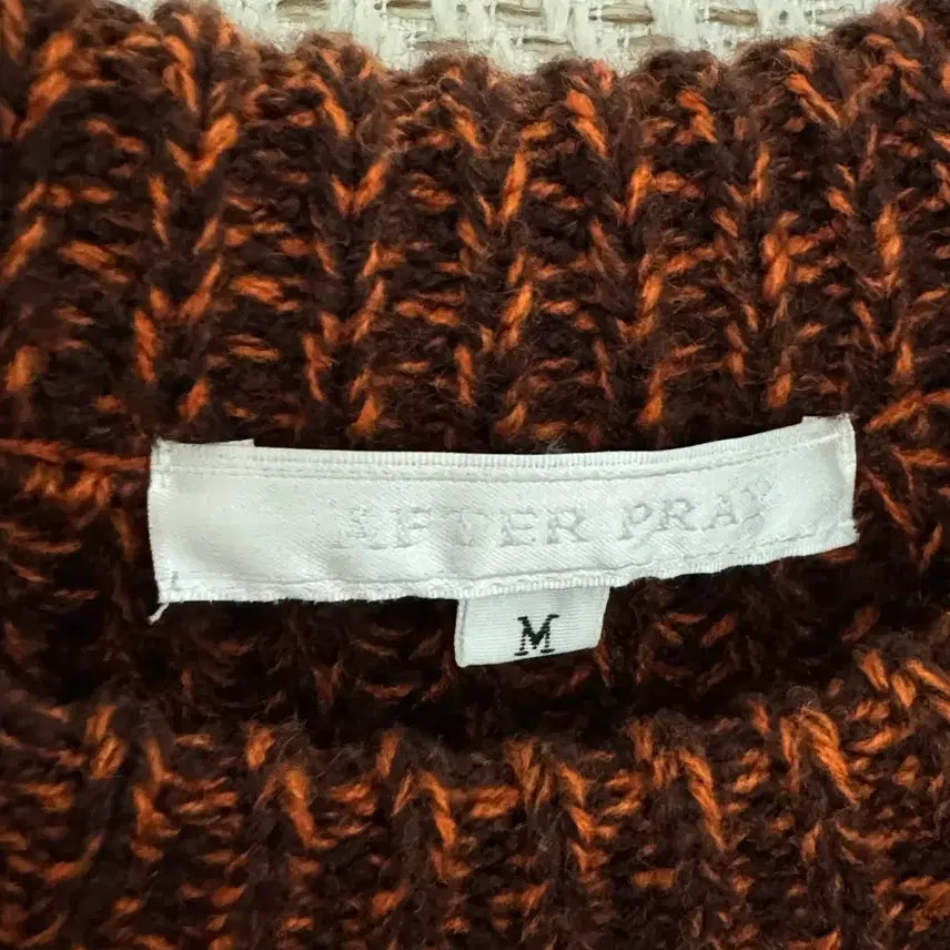 [BUNJANG] Afterpray &amp; Lurd Knit (M) / 애프터프레이&amp;러드 니트 (M)