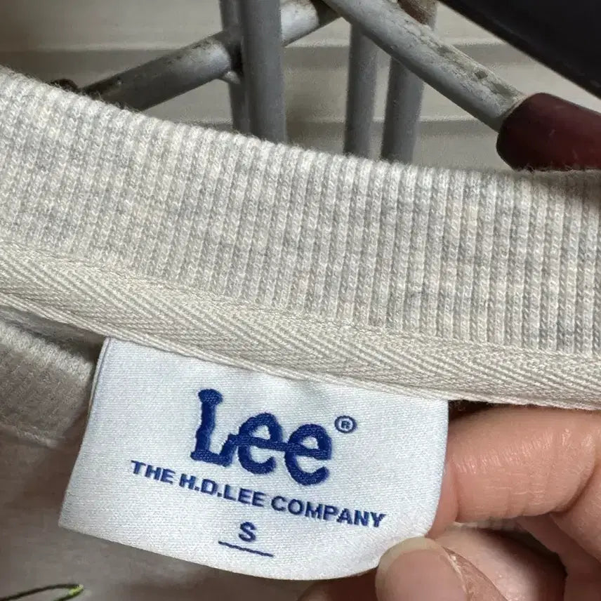 [BUNJANG] Lee L Size Sweatshirt / Lee 맨투맨 L사이즈