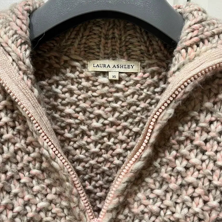 [BUNJANG] Laura Ashley Vintage Knit Zip-up / 로라 애슐리 빈티지 니트 집업 laura ashle 모리걸