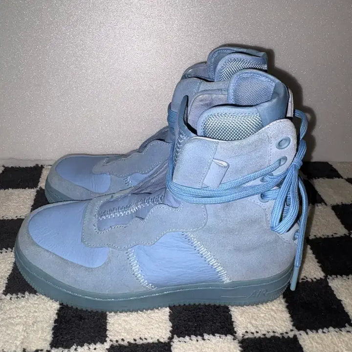 [BUNJANG] Nike Air Force 1 LV8 XX Sneakers / 나이키 에어포스1 레벨 XX 230