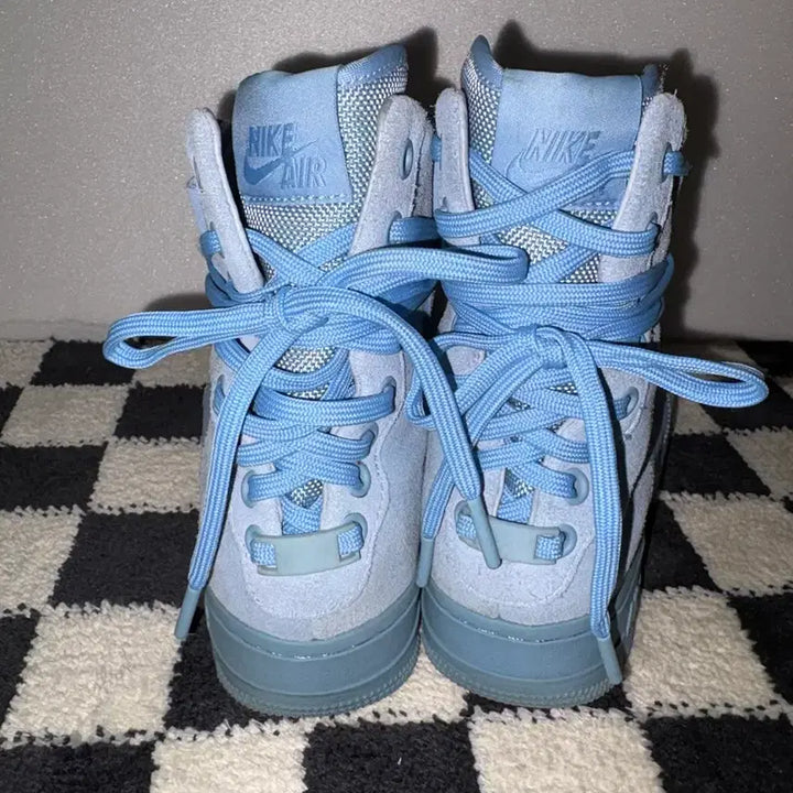 [BUNJANG] Nike Air Force 1 LV8 XX Sneakers / 나이키 에어포스1 레벨 XX 230
