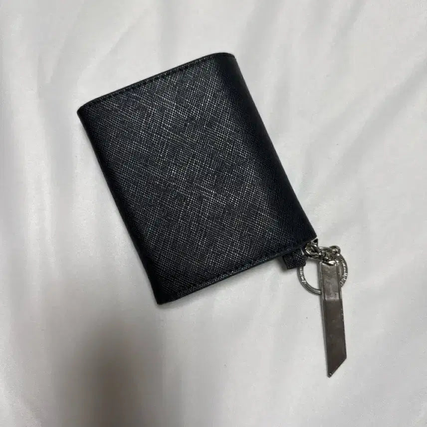 [BUNJANG] D.LAB Black Saffiano Wallet with Keyring / D.LAB 블랙 반지갑 키링 포함