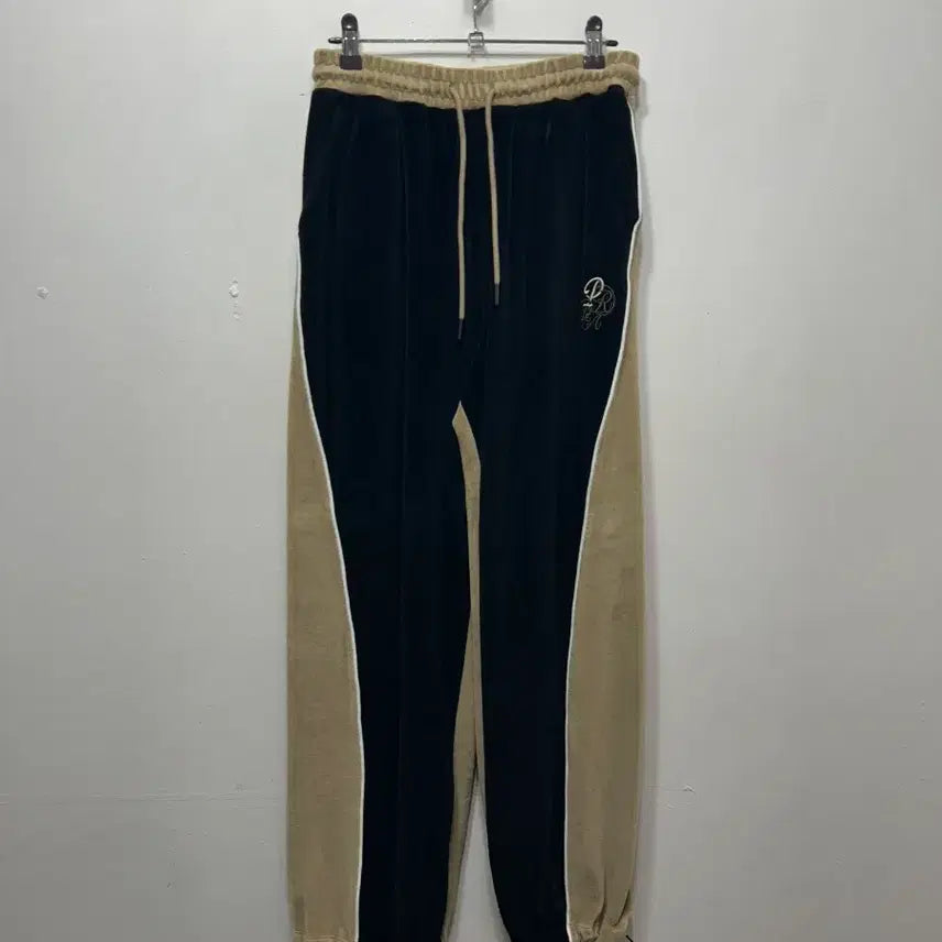[BUNJANG] PRENDA Velvet Training Set Black S / PRENDA 벨벳 트레이닝 세트 블랙  S