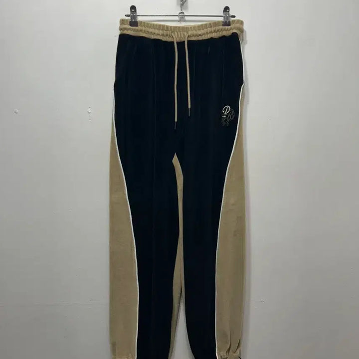 [BUNJANG] PRENDA Velvet Training Set Black S / PRENDA 벨벳 트레이닝 세트 블랙  S