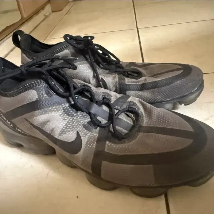 [BUNJANG] Nike Air VaporMax Black Sneakers / 나이키 베이퍼맥스