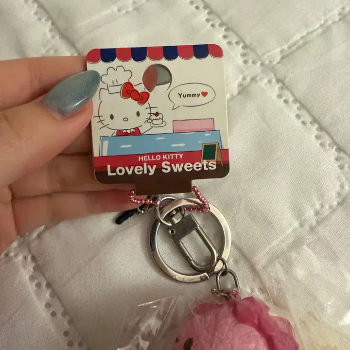 [BUNJANG] Hello Kitty Ice Cream Squishy Keyring / (미개봉) 헬로키티 아이스크림 스퀴시 키링
