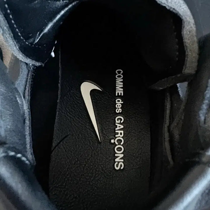 [BUNJANG] Nike Comme des Garcons Air Force 1 Mid Black Sneakers / (280) 나이키 X 꼼데가르송 에어포스 미드 블랙