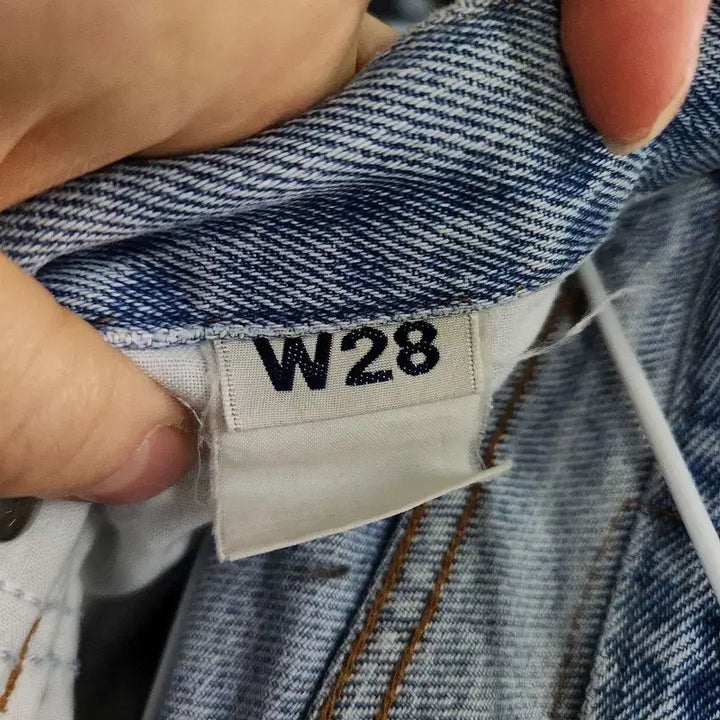 [BUNJANG] BENETTON Vintage Regular Light Wash Denim Pants / BENETTON 베네통 빈티지 레귤러 연청 데님 팬츠 28