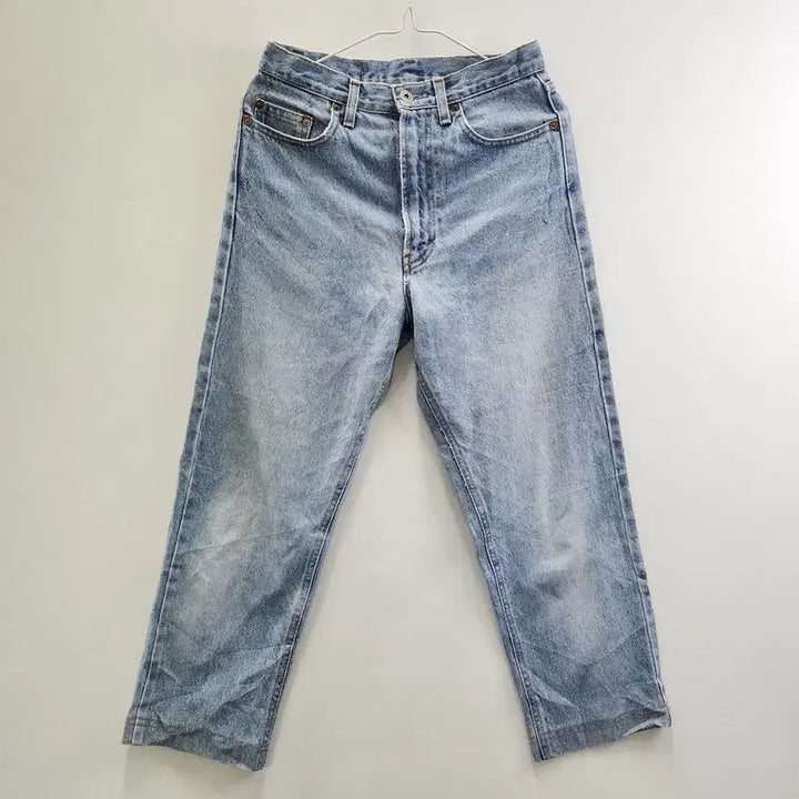 [BUNJANG] BENETTON Vintage Regular Light Wash Denim Pants / BENETTON 베네통 빈티지 레귤러 연청 데님 팬츠 28