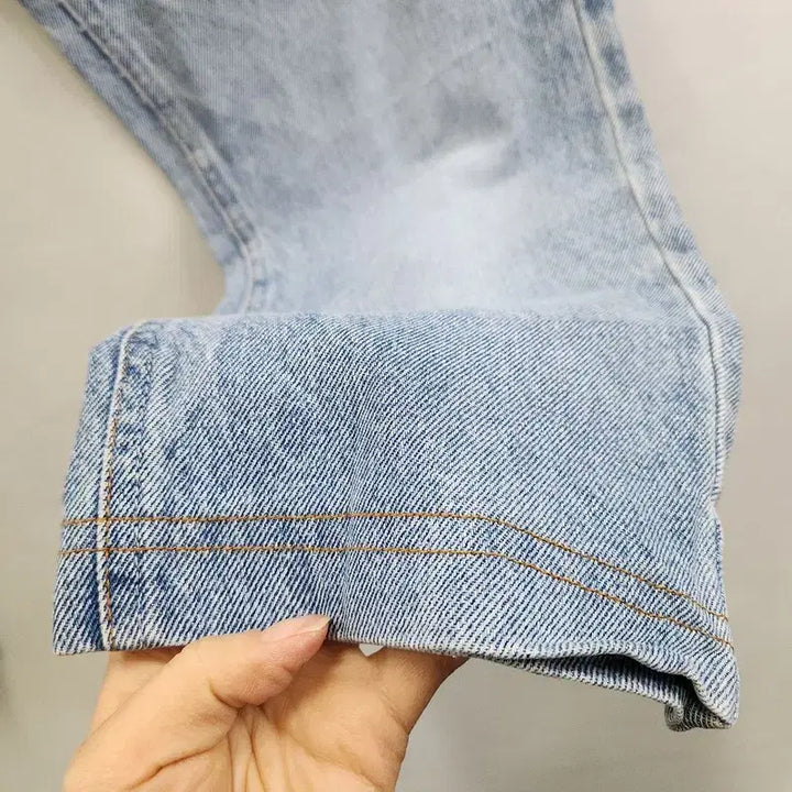 [BUNJANG] BENETTON Vintage Regular Light Wash Denim Pants / BENETTON 베네통 빈티지 레귤러 연청 데님 팬츠 28