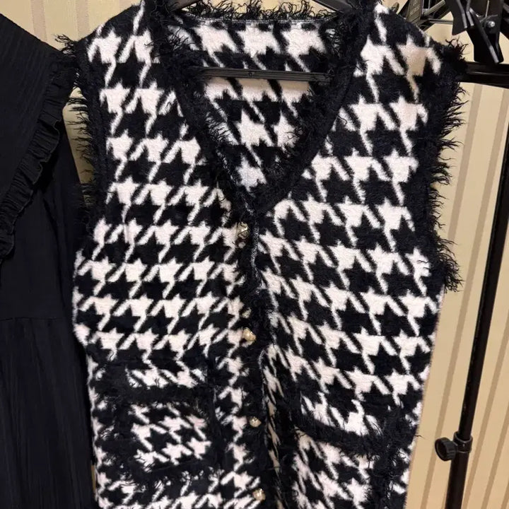 [BUNJANG] Unbranded Long Dress &amp; Boucle Knit Vest Bundle Set / 빅카라 롱원피스 +부클니트 베스트 일괄 새상품