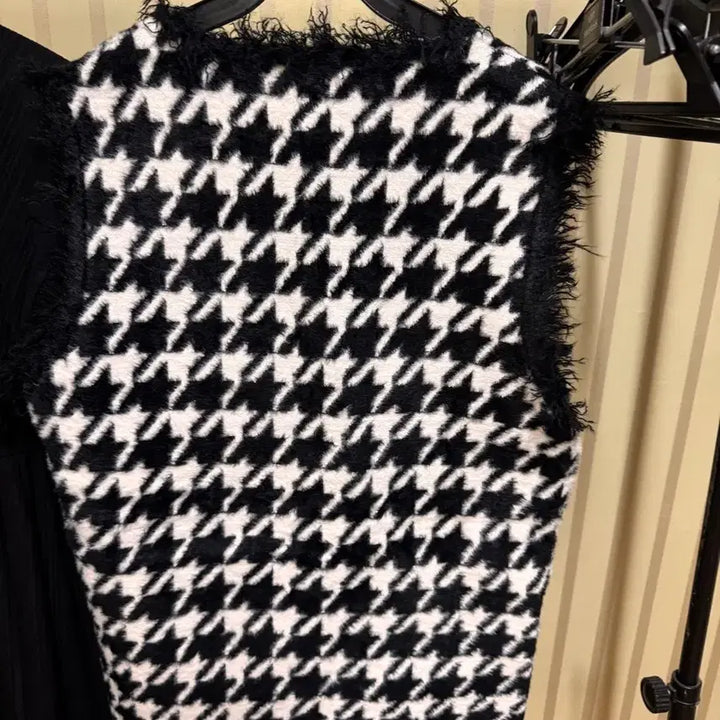 [BUNJANG] Unbranded Long Dress &amp; Boucle Knit Vest Bundle Set / 빅카라 롱원피스 +부클니트 베스트 일괄 새상품