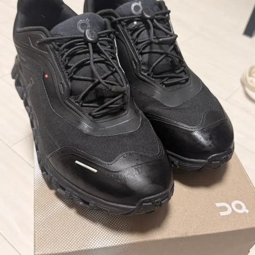 [BUNJANG] On Cloud 6 Geo Waterproof Black Sneakers / 온 클라우드 6 Geo waterproof 블랙