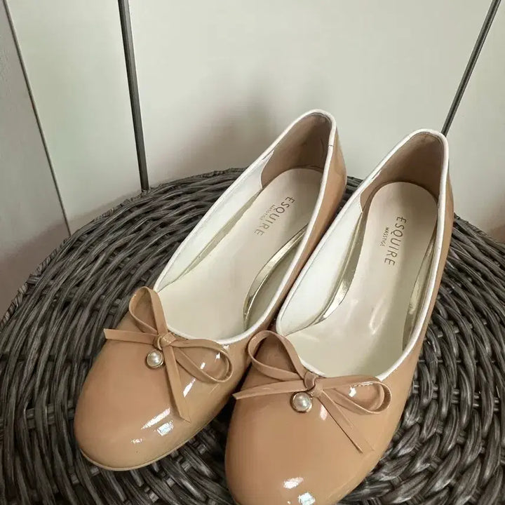 [BUNJANG] Esquire Leather Ribbon Flat Shoes (Beige Pink) - 250 / 에스콰이어 양가죽 리본 플랫슈즈 250