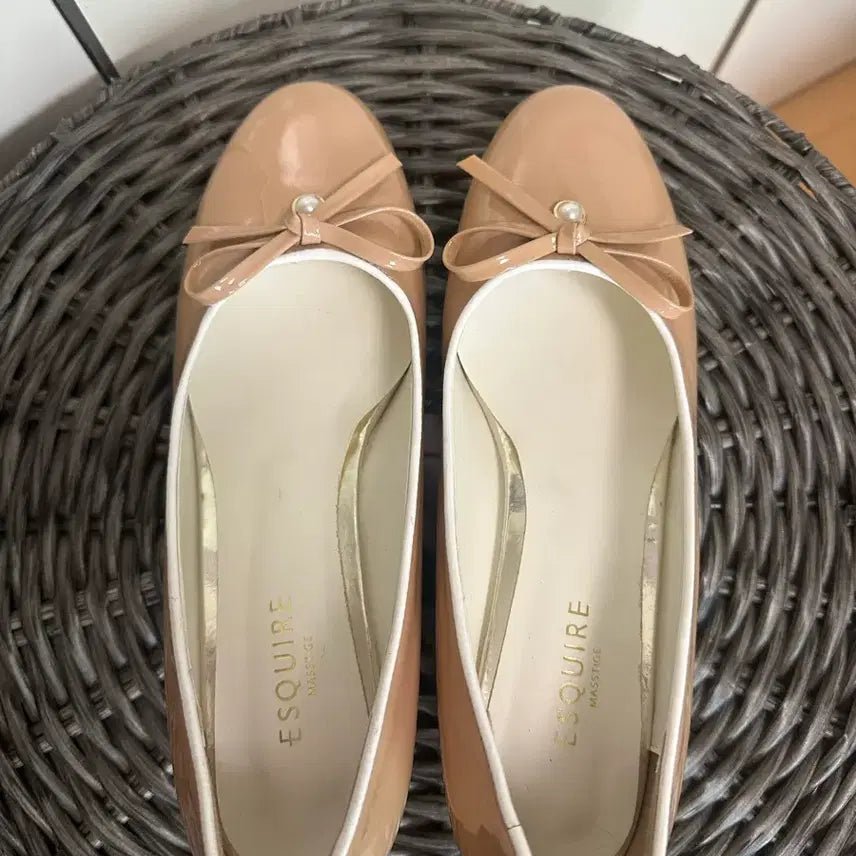 [BUNJANG] Esquire Leather Ribbon Flat Shoes (Beige Pink) - 250 / 에스콰이어 양가죽 리본 플랫슈즈 250