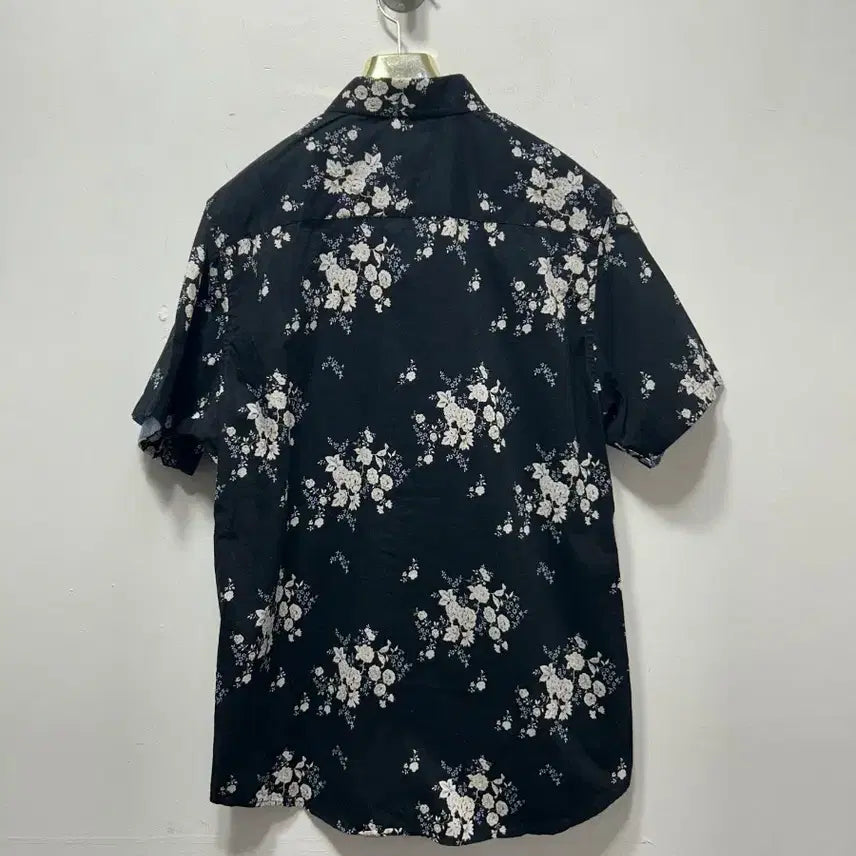 [BUNJANG] Black Floral Short Sleeve Shirt - Men&