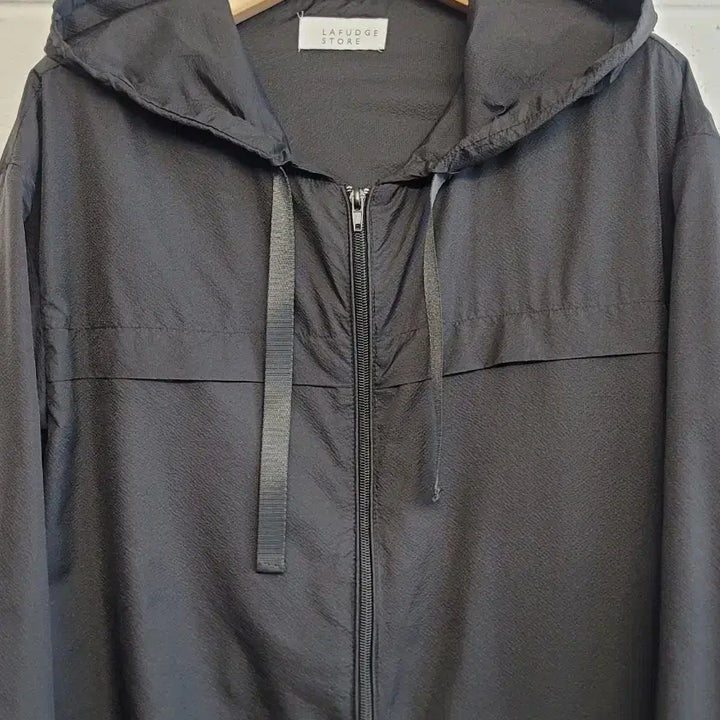[BUNJANG] LAFUDGE STORE Ultra-Lightweight Hooded Windbreaker / 라퍼지스토어(LAFUDGE STORE) 초경량 후드집업 바람막이 판매