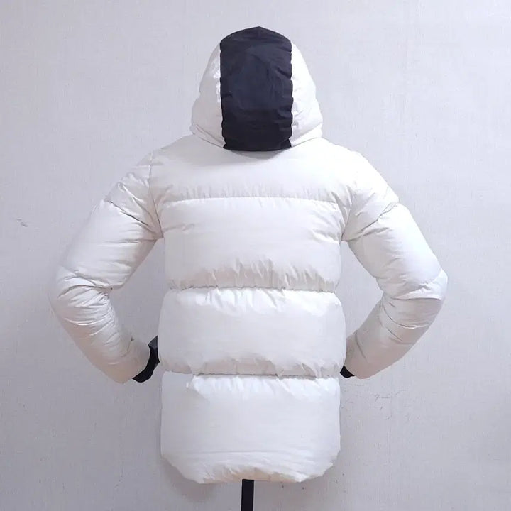 [BUNJANG] Spyder White Padded Jumper / Spyder 스파이더 화이트 패딩 점퍼