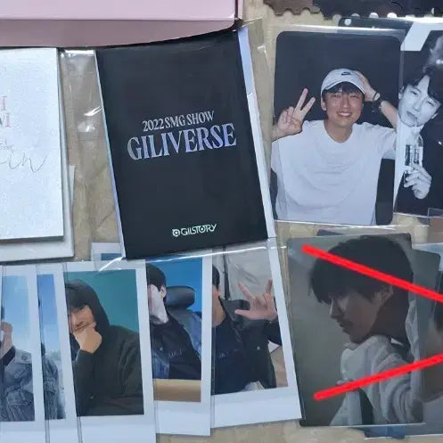 [BUNJANG] Kim Nam Gil Photocard &amp; Standee / 김남길 포카 등신대 양도합니다.