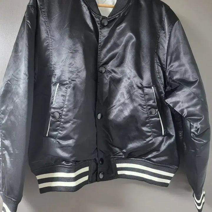 [BUNJANG] Solid Homme Black Varsity Jacket (Size 48) / 솔리드옴므 블랙 바시티 자켓(48사이즈) 새상품