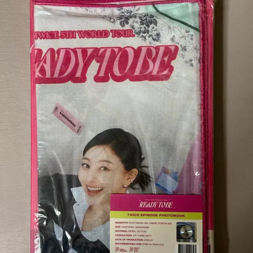 [BUNJANG] TWICE READY TO BE Concert Photobook Sealed / 트와이스 READY TO BE 콘서트 포토북 미개봉 판매