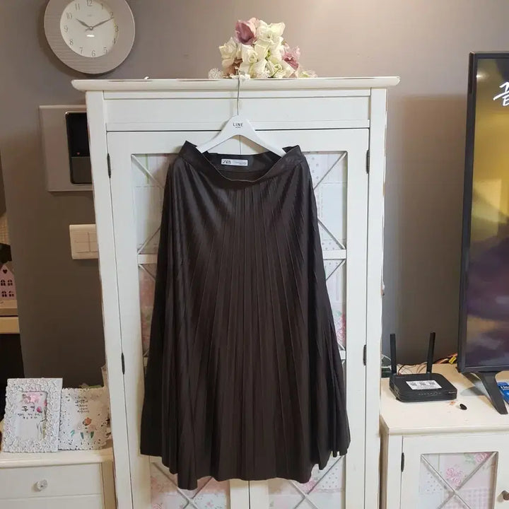 [BUNJANG] ZARA Pleated Long Skirt / 자라 주름스커트 롱스커트/27-28