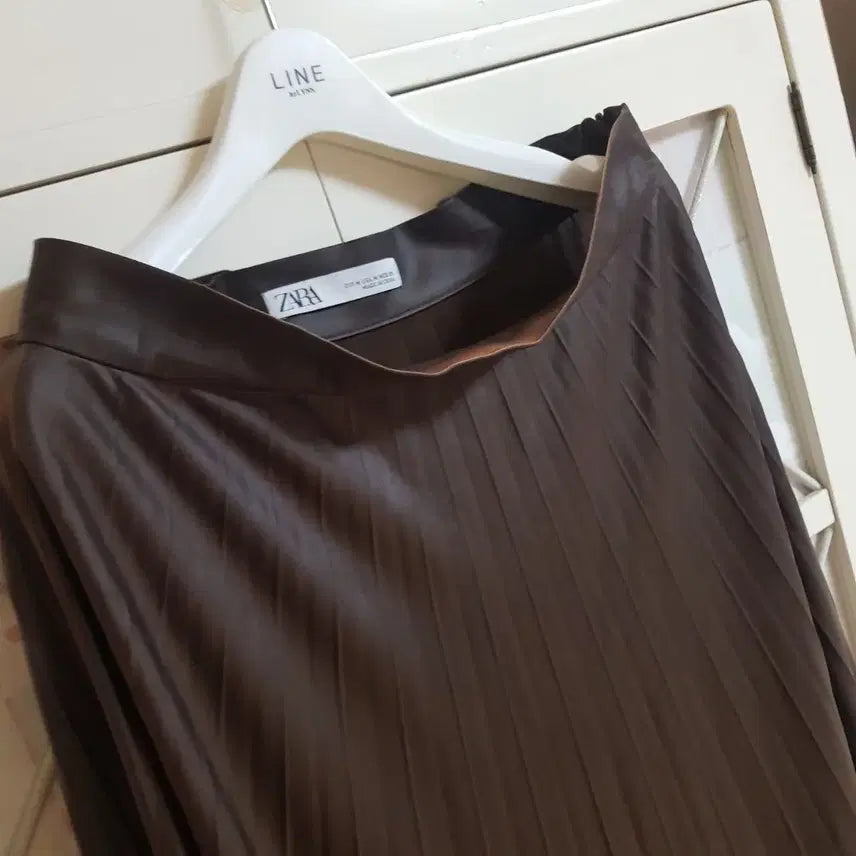 [BUNJANG] ZARA Pleated Long Skirt / 자라 주름스커트 롱스커트/27-28