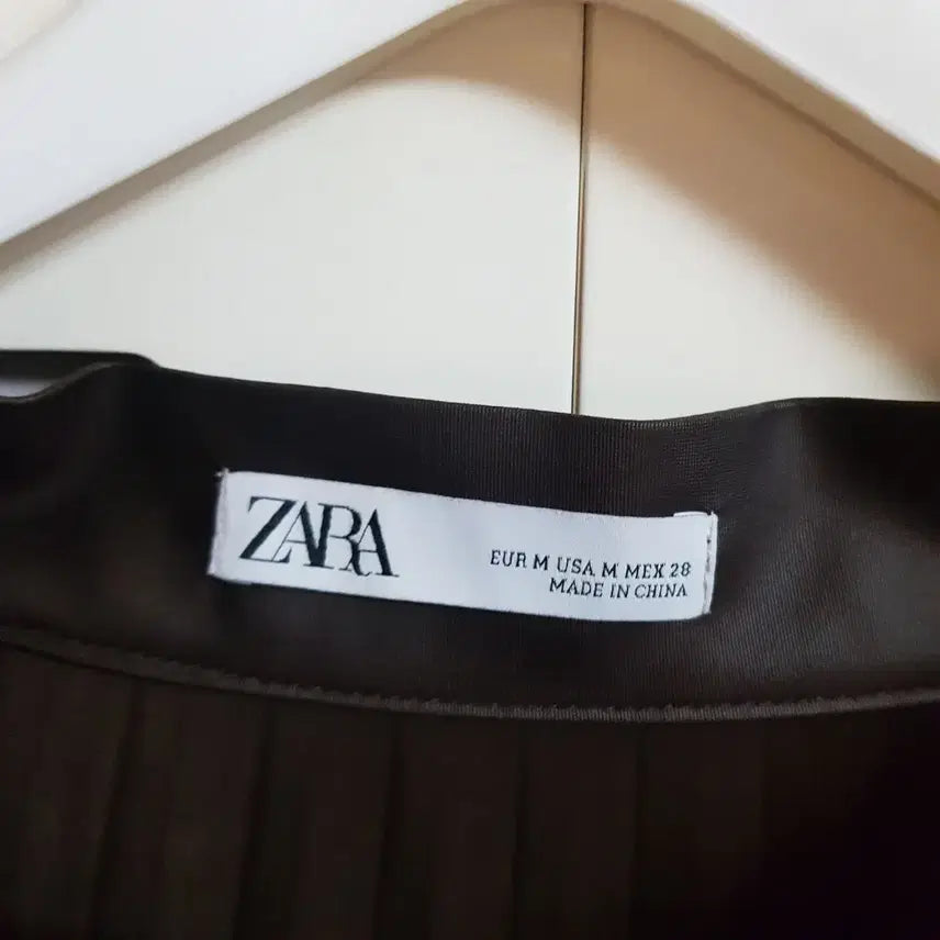 [BUNJANG] ZARA Pleated Long Skirt / 자라 주름스커트 롱스커트/27-28