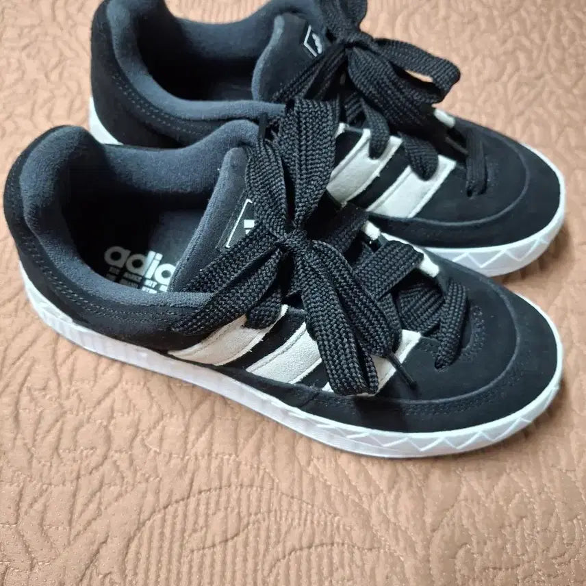 [BUNJANG] Adidas Adimatic Core Black Sneakers (245) / 245 아디다스 아디메틱 코어 블랙 운동화 [1311]