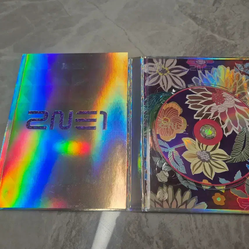 [BUNJANG] 2NE1 To Anyone 1st Album / 요즘핫한 2ne1 1집 정규앨범(to anyone) 팔아요!