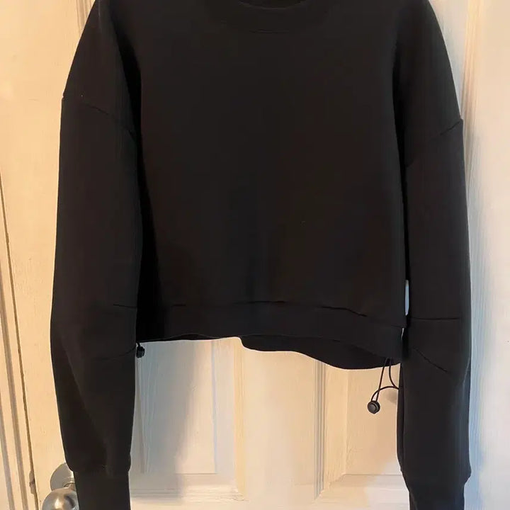 [BUNJANG] Cropped Sweatshirt (Black, Size S) / 크롭 맨투맨 새상품 s 일본 구매