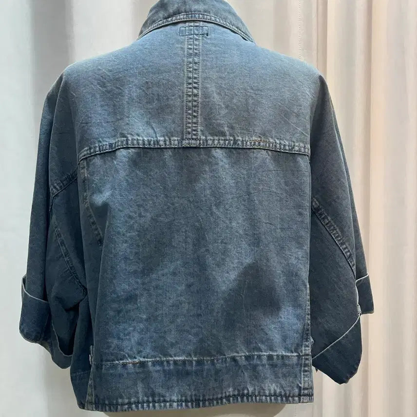 [SOLD OUT] 한섬 SYSTEM JEANS 연청 워싱 데님 크롭 자켓 55