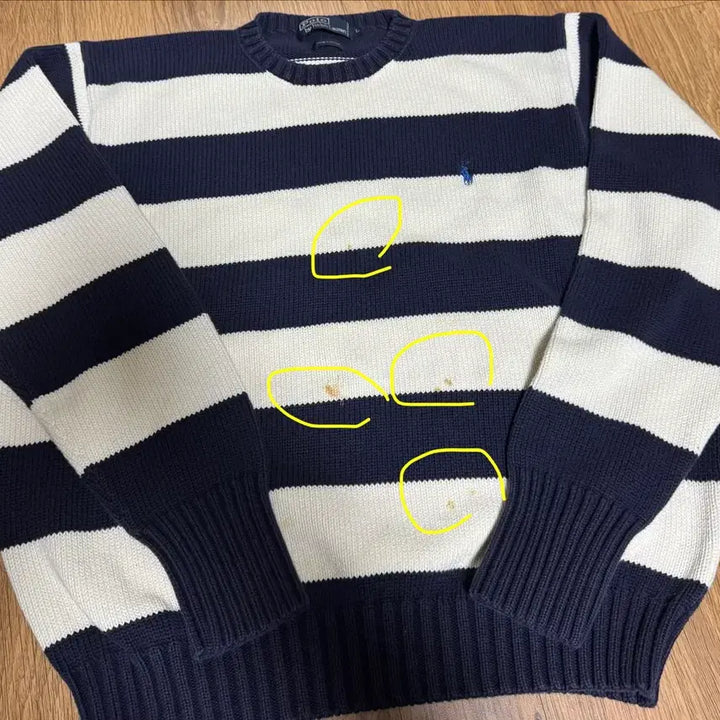 [BUNJANG] Polo Ralph Lauren Striped Knit Sweater / 폴로 랄프로렌 스트라이프 니트 (오염)