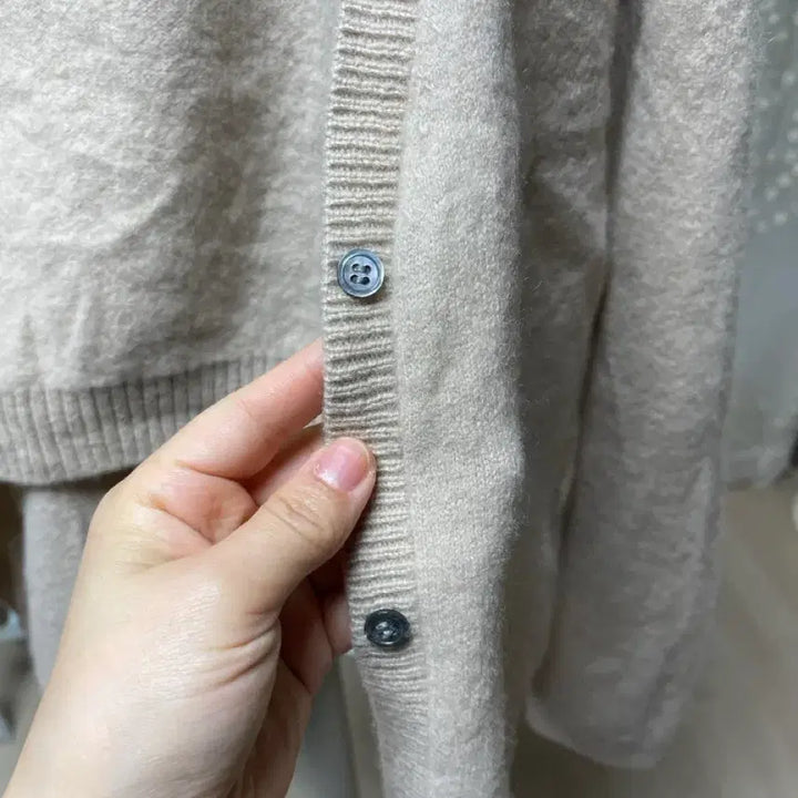 [BUNJANG] Ivory Knit Cardigan and Tank Top Set / 아이보리 니트 나시+ 가디건세트