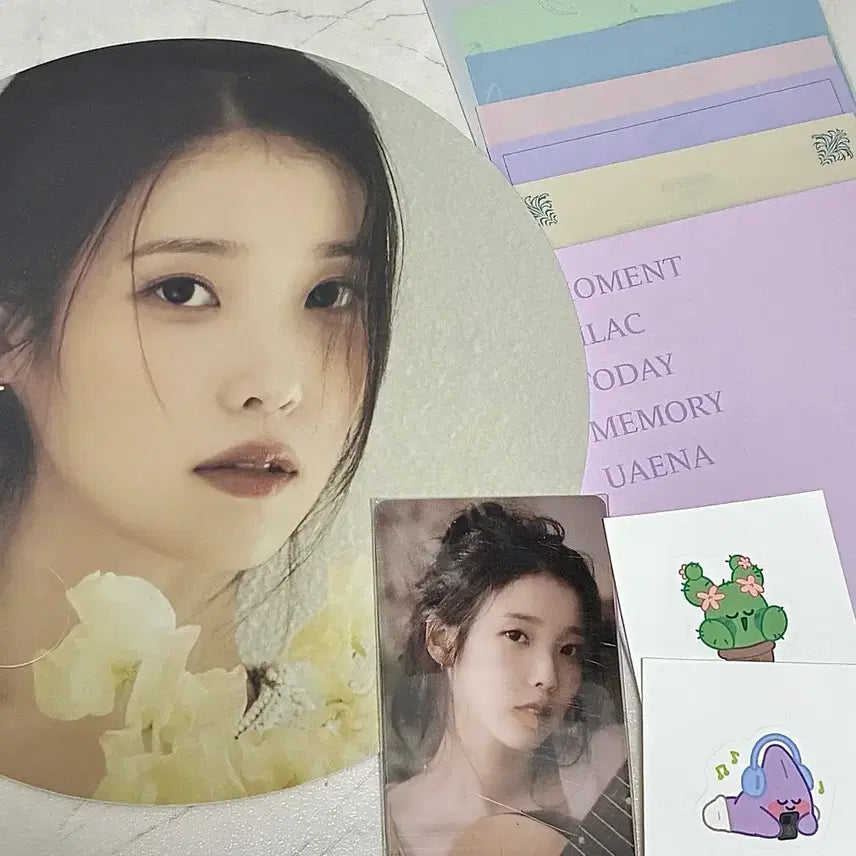 [BUNJANG] IU Moment Exhibition POB Bundle Set / 아이유 순간 전시 입장 특전(+스티커)