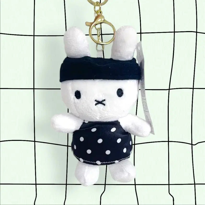 [BUNJANG] Miffy Black Dot Dress Keyring / 미피 nijntje miffy 미피 블랙 도트 원피스 키링(개당)