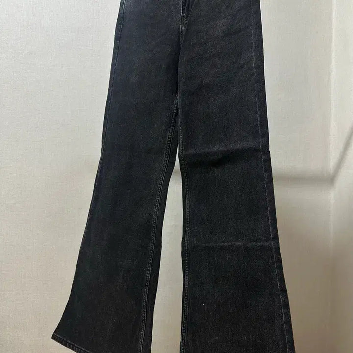 [BUNJANG] Maison de Monde Black Bootcut Denim Pants / (새상품) 메종드몽드 블랙 부츠컷 데님 흑청바지