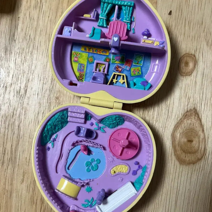 [BUNJANG] Polly Pocket Quilted Heart Baby Sitting Playset / 폴리포켓 퀼팅 하트 베이비시팅
