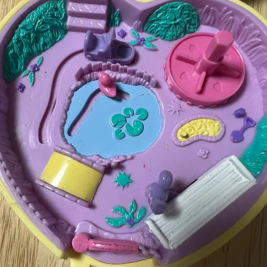 [BUNJANG] Polly Pocket Quilted Heart Baby Sitting Playset / 폴리포켓 퀼팅 하트 베이비시팅