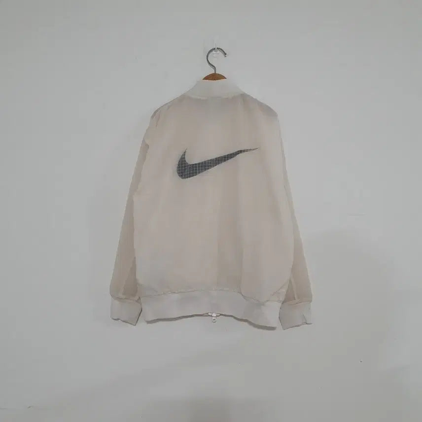 [SOLD OUT] No.26030714 나이키 빅로고 시스루 바람막이 아이보리