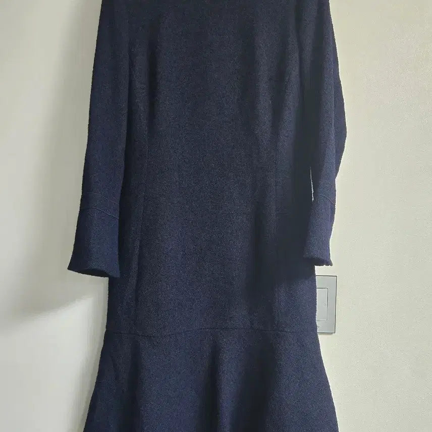 [BUNJANG] It Misha Navy Flare Midi Dress / 잇 미샤 네이비 플레어 원피스