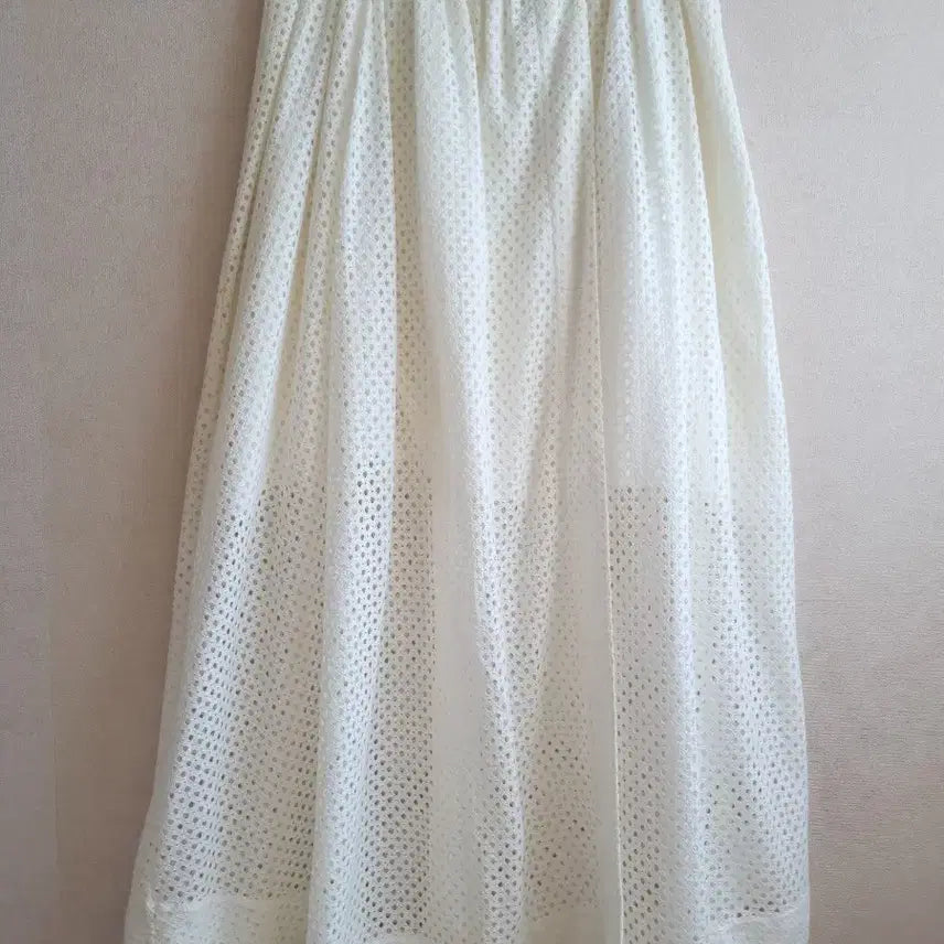 [SOLD OUT] 이로 IRO 화이트 아이보리색 크로쉐 롱 스커트 랩스커트