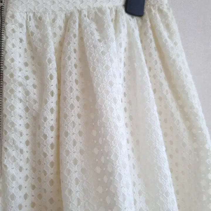 [SOLD OUT] 이로 IRO 화이트 아이보리색 크로쉐 롱 스커트 랩스커트