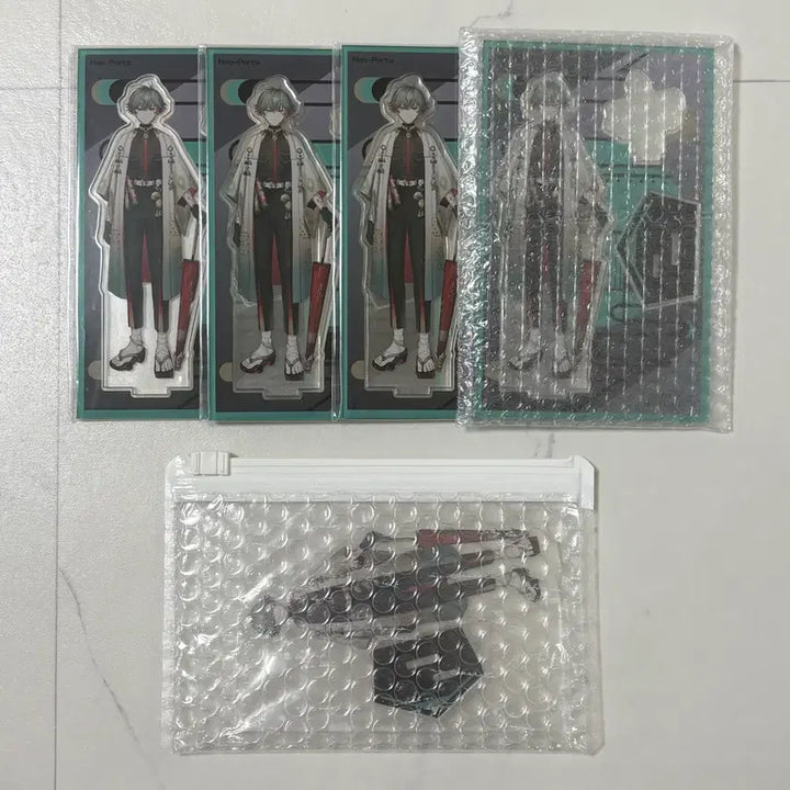 [BUNJANG] NeoPorte Yagami Tsukumo Debut Acrylic Stand and Badge Bundle / [일괄] 네오포르테 야가미 츠쿠모 데뷔 아크릴 + 뱃지